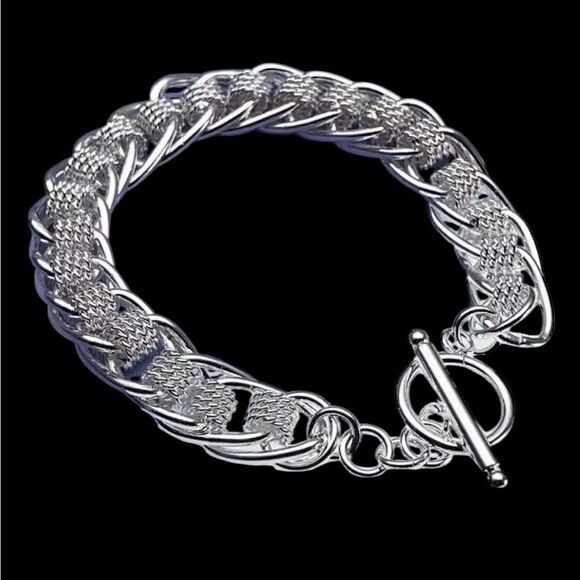 Intricate Sterling Silver Chainmaille Bracelet - Picture 1 of 6